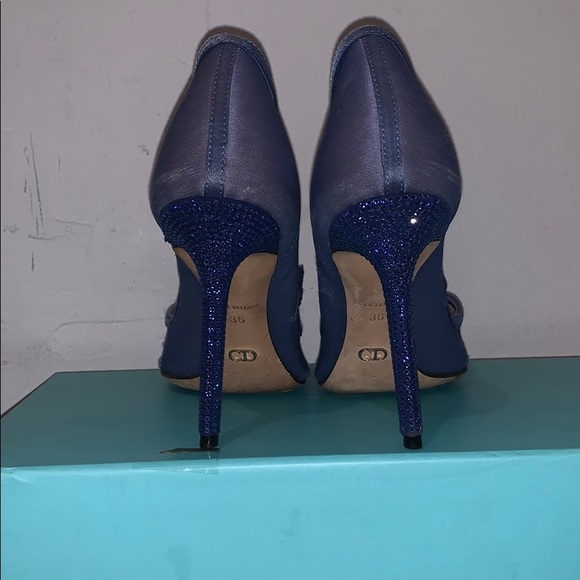 Shoes - Picture 3 of 4